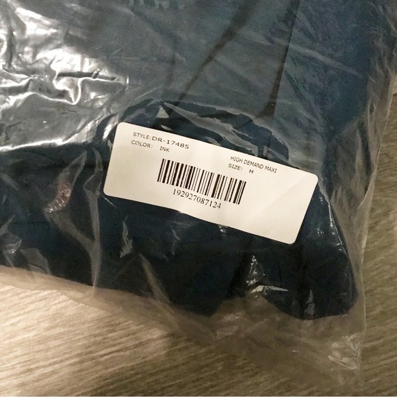 YUMI KIM High Demand Halterneck Gown in Ink blue Size M NIB - Picture 3 of 5